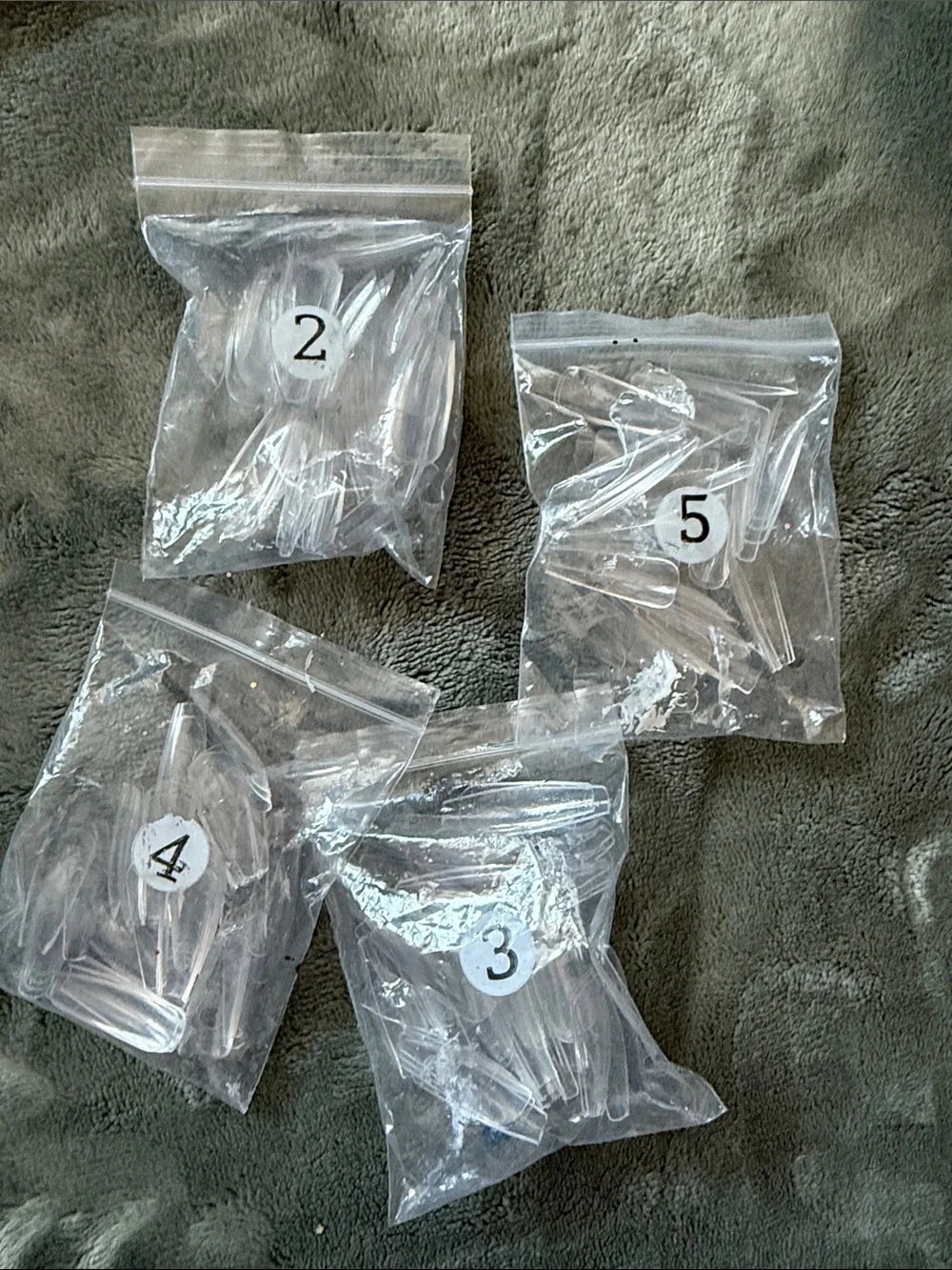 Clear Nail Tips and Glitter Nail Art Set - Home Party Supplies